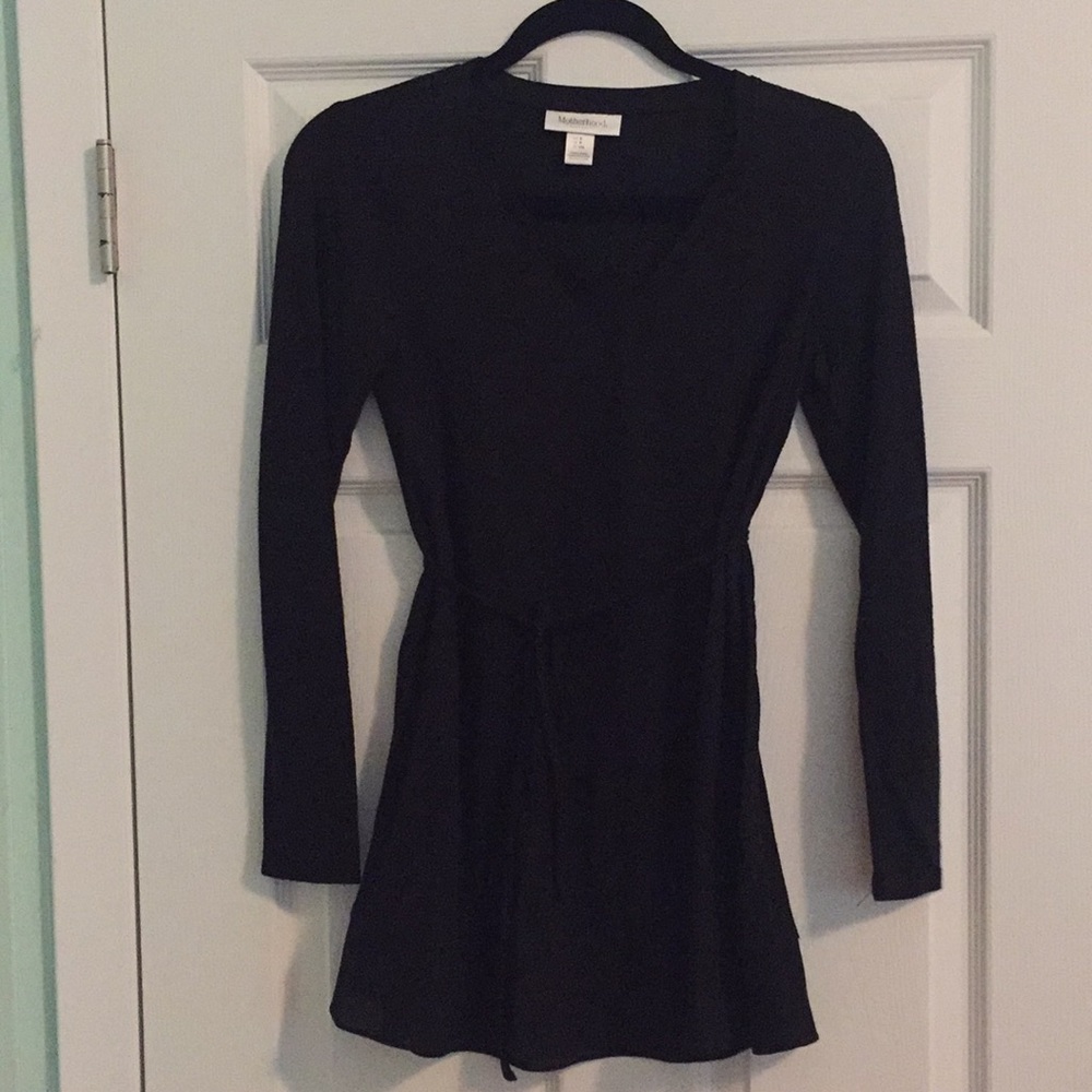 Black maternity tunic, size Small